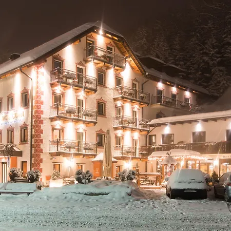 Boutique & Fashion Hotel Maciaconi - Gardenahotels-3