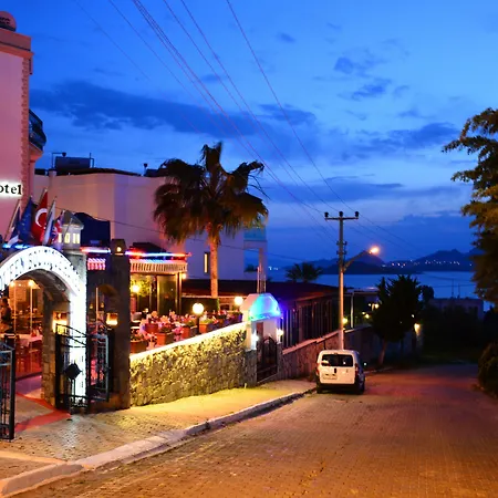 Queen Boutique Hotel-2