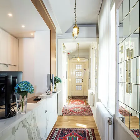 Boutique Hotel Nossek-3