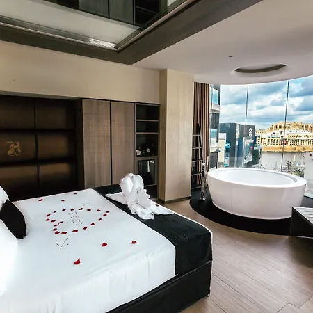 Hugo'S Boutique Hotel - Adults Only-3