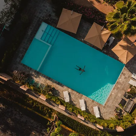San Tropico Boutique Hotel & Peaceful Escape-3