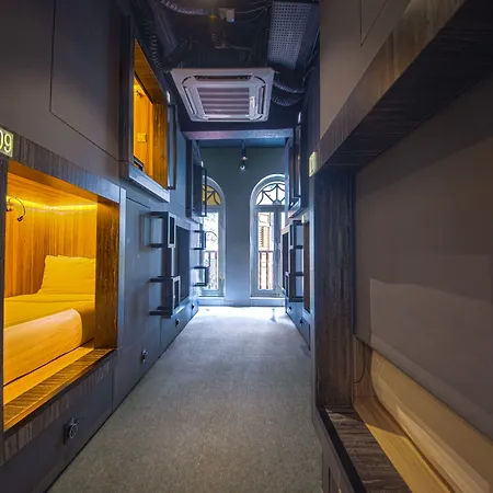 CUBE Boutique Capsule Hotel at Chinatown-3