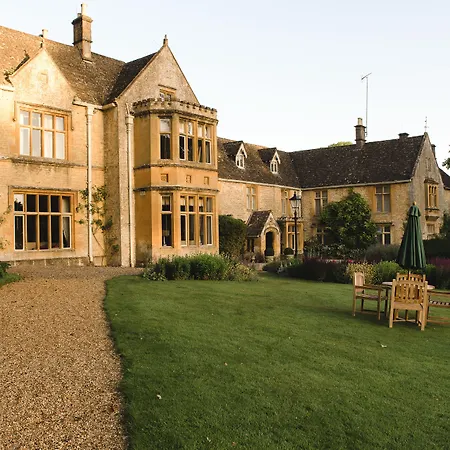 Lords Of The Manor-3