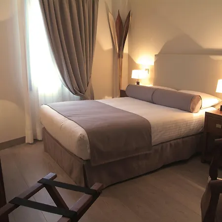 Le Petit Boutique Hotel (Adults Only)-3