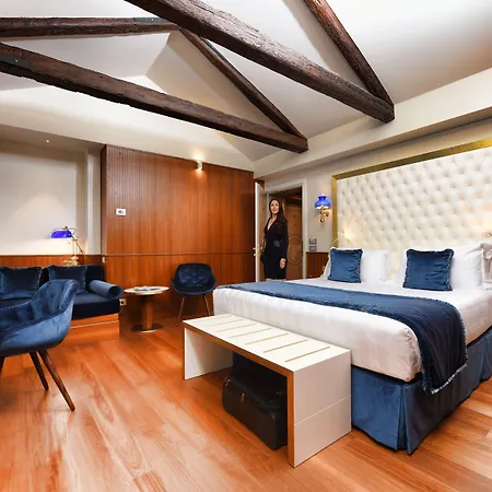 Santa Croce Boutique Hotel-2