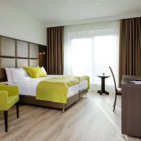 Boutique Hotel Bellevue Rheinfelden / Basel-3