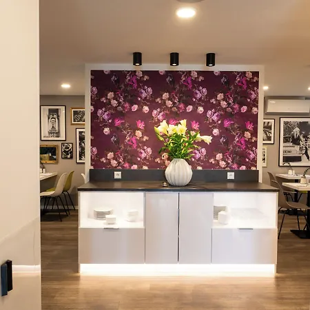 V Boutique Hotel Boeblingen-3
