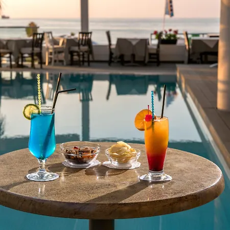 Swell Boutique Hotel-3