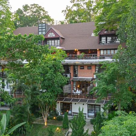 Issara Boutique Winery Hotel-3