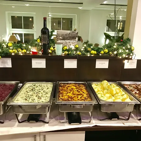 Boutique Hotel Goldene Henne-2