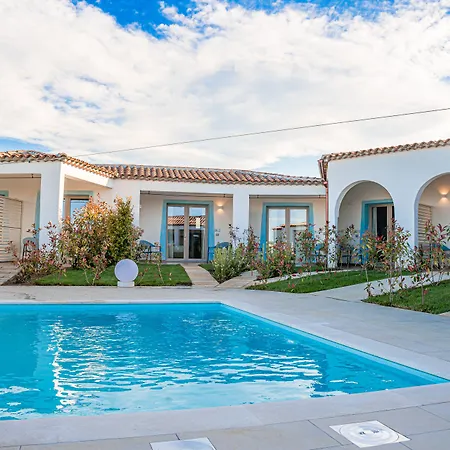 Aqua Sardinia Boutique Hotel-2