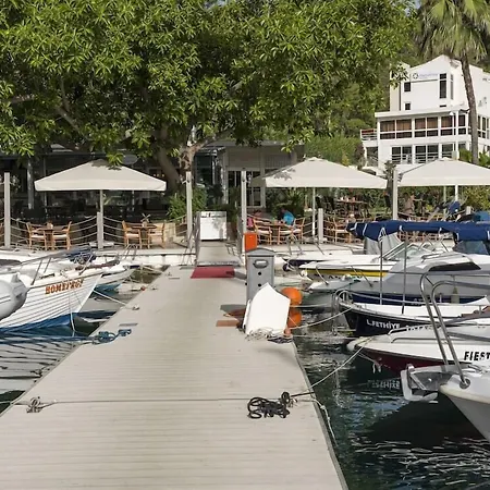 Marina Boutique Hotel-3