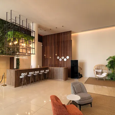 Leonardo Boutique Hotel Larnaca-3