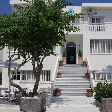 Kamari Blue Boutique Hotel-2