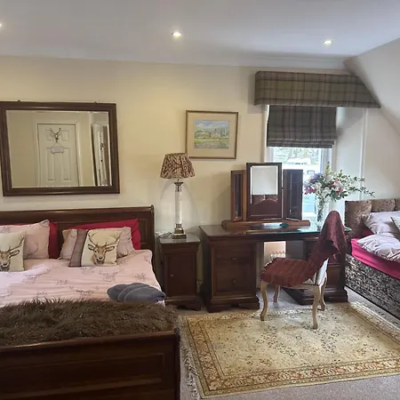 The West Highland Way Hotel And Retreat Accommodation-3