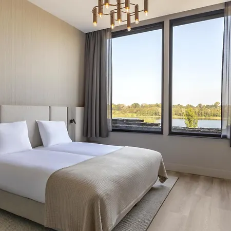 De Bronsbergen Boutique Wellness & Hotel-2