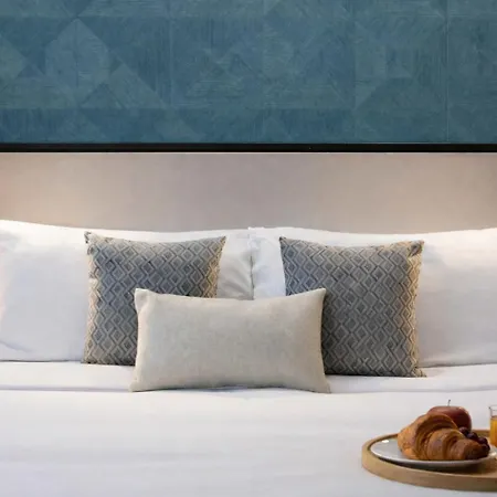 Best Western Plus Opera Batignolles-3