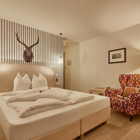 Dolomit Boutique Hotel-3