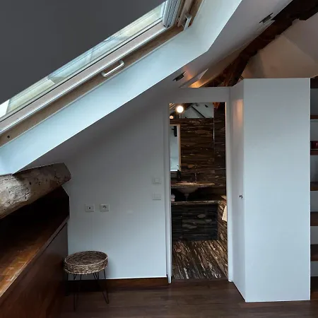 Boutique Hotel De La Place Des Vosges-3
