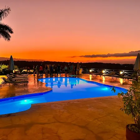 Pink Flamingo Boutique Hotel-2