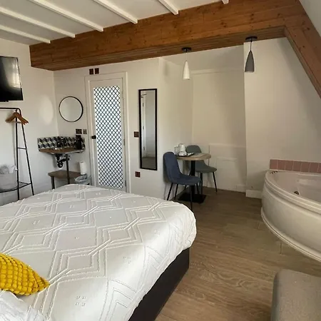 Angel Townhouse-2