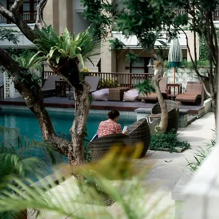 Fourteen Roses Beach Hotel-3