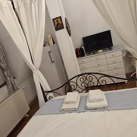 Bucharest Boutique Accommodation By Hotels-3