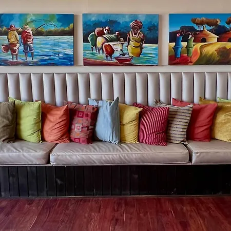 One O Eight Boutique Hotel-3