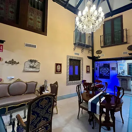Hotel Boutique Casón De Los López-3