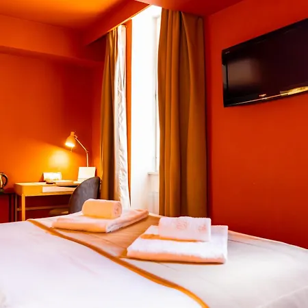 Le Central Boutique Hotel-3