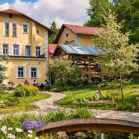 Boutique Hotel Swisshouse - Adults Only-3