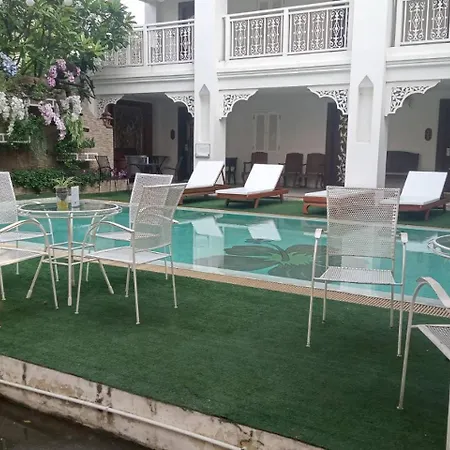 White Boutique Hotel And Spa-3