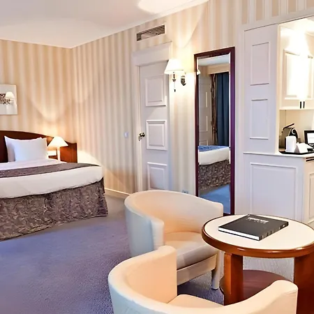 Hotel Le Chatelain-3