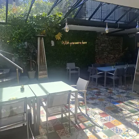Quinlan & Cooke Boutique Townhouse And Qcs Seafood Restaurant-3