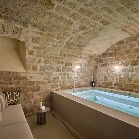 Hotel Josephine & Spa By Happyculture-3