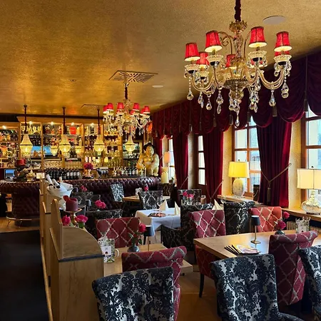 Riverdam Boutique Hotel-3