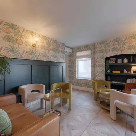 Somerset House Boutique Hotel And Restaurant-3