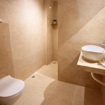Ganga Vatika Boutique Apartments, Rishikesh-3