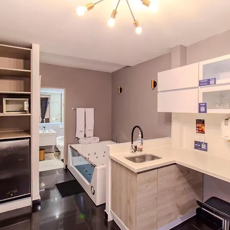 Viktory Boutique Hotel-3