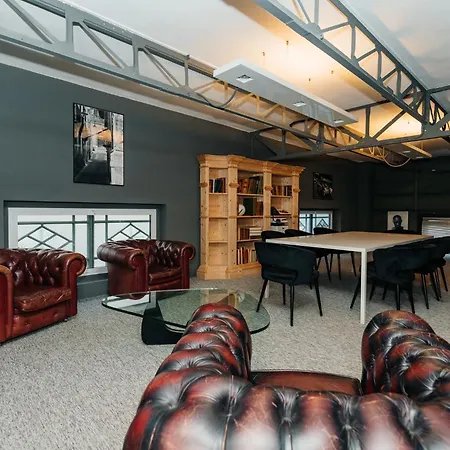 Areadocks Boutique Hotel-3