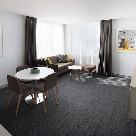 Mercure Sydney Bankstown-2