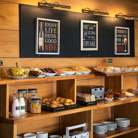 Costa Colonia - Riverside Boutique Hotel-3