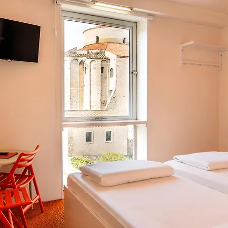 Boutique Hostel Forum-3