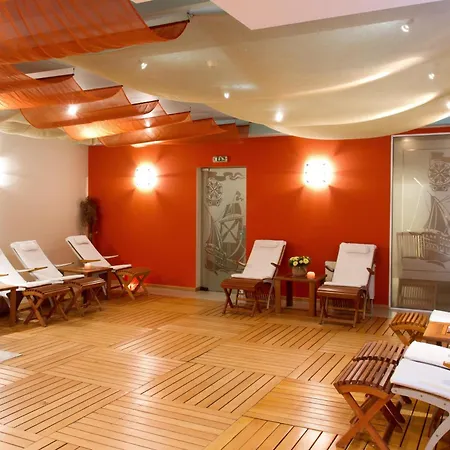 Crystal Palace Boutique Hotel-2