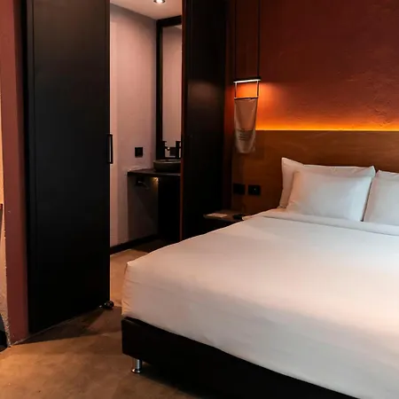The Art Hotel El Poblado Medellín By Key 33-2