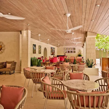 Calabash Hotel-2