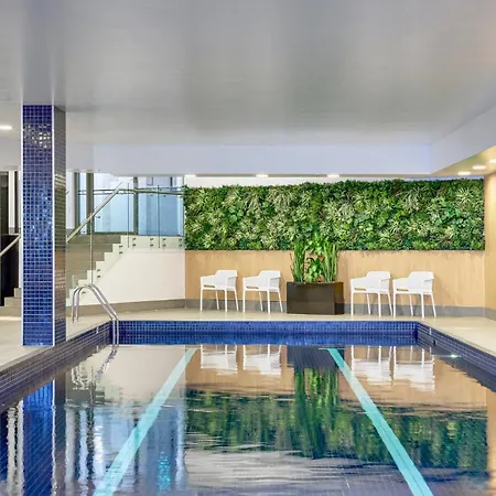 Meriton Suites Campbell Street, Sydney-3