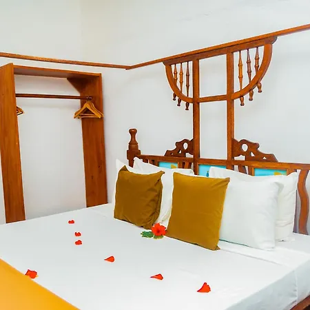 Sea View Lodge Boutique Hotel-3