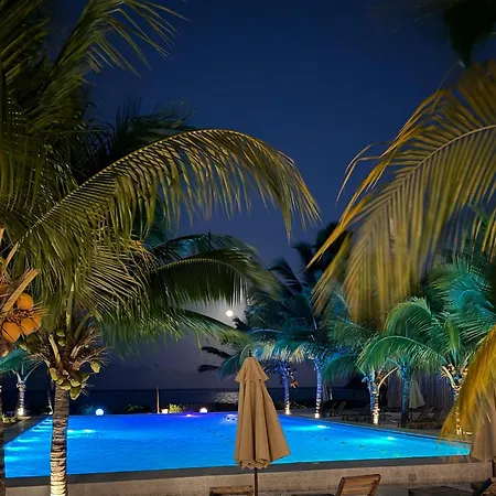 Infinity Beach Boutique Hotel & Spa-3