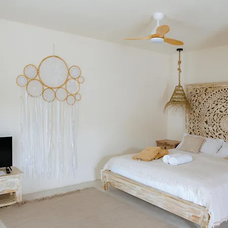 Costa Magica - Romantic Ocean Boutique Hotel & Club-3
